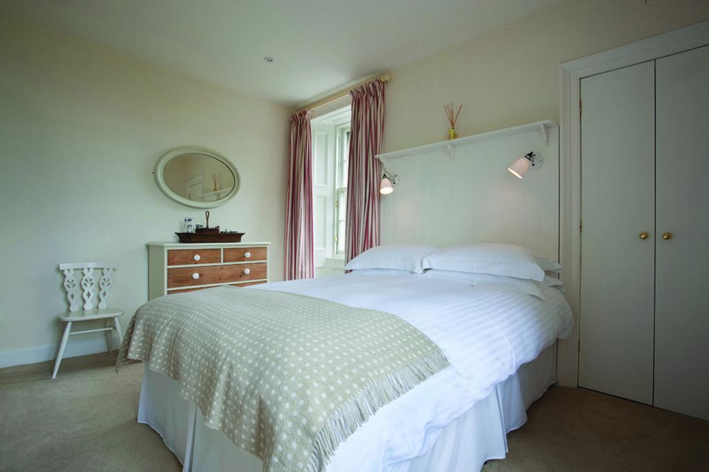 Inn The Bridge 4*